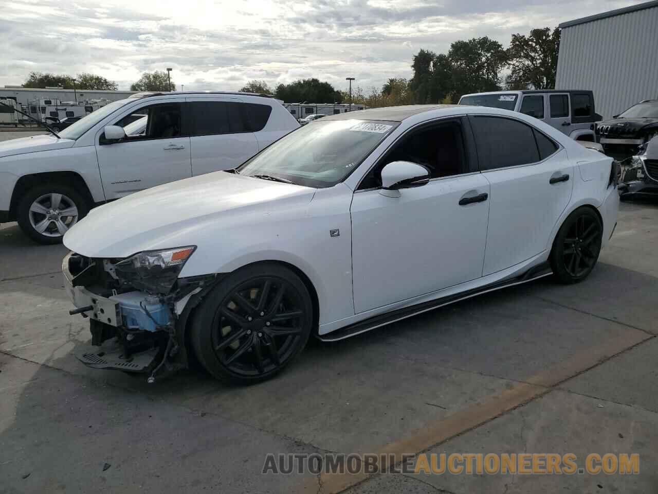 JTHBA1D24G5037670 LEXUS IS 2016