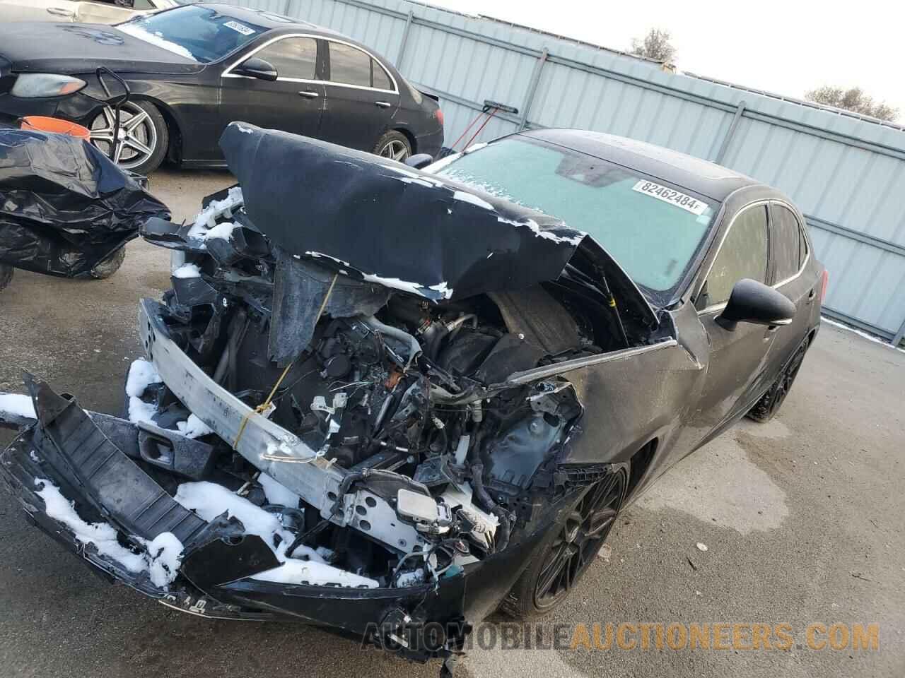 JTHBA1D24J5063645 LEXUS IS 2018