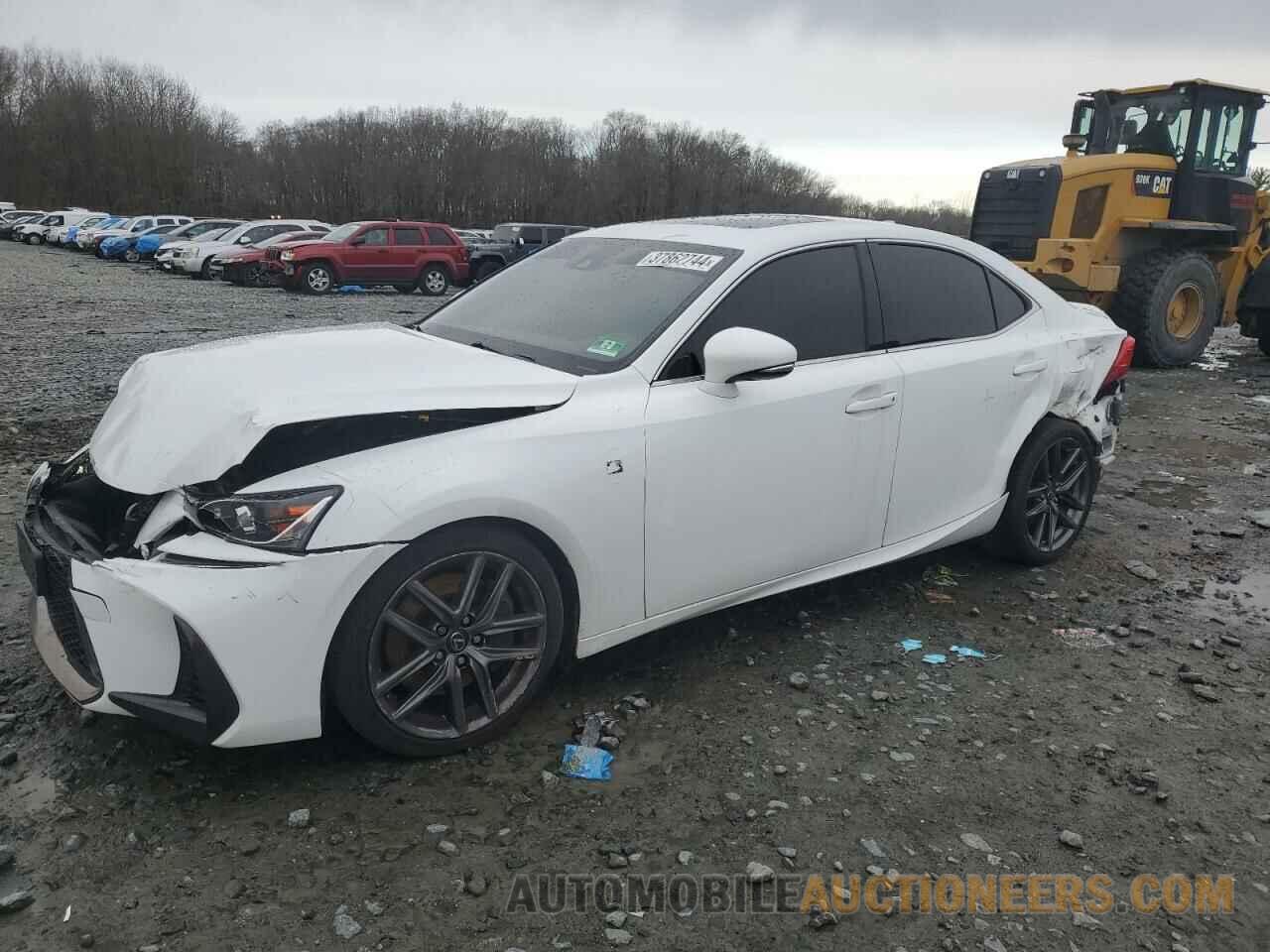 JTHBA1D24J5077576 LEXUS IS 2018