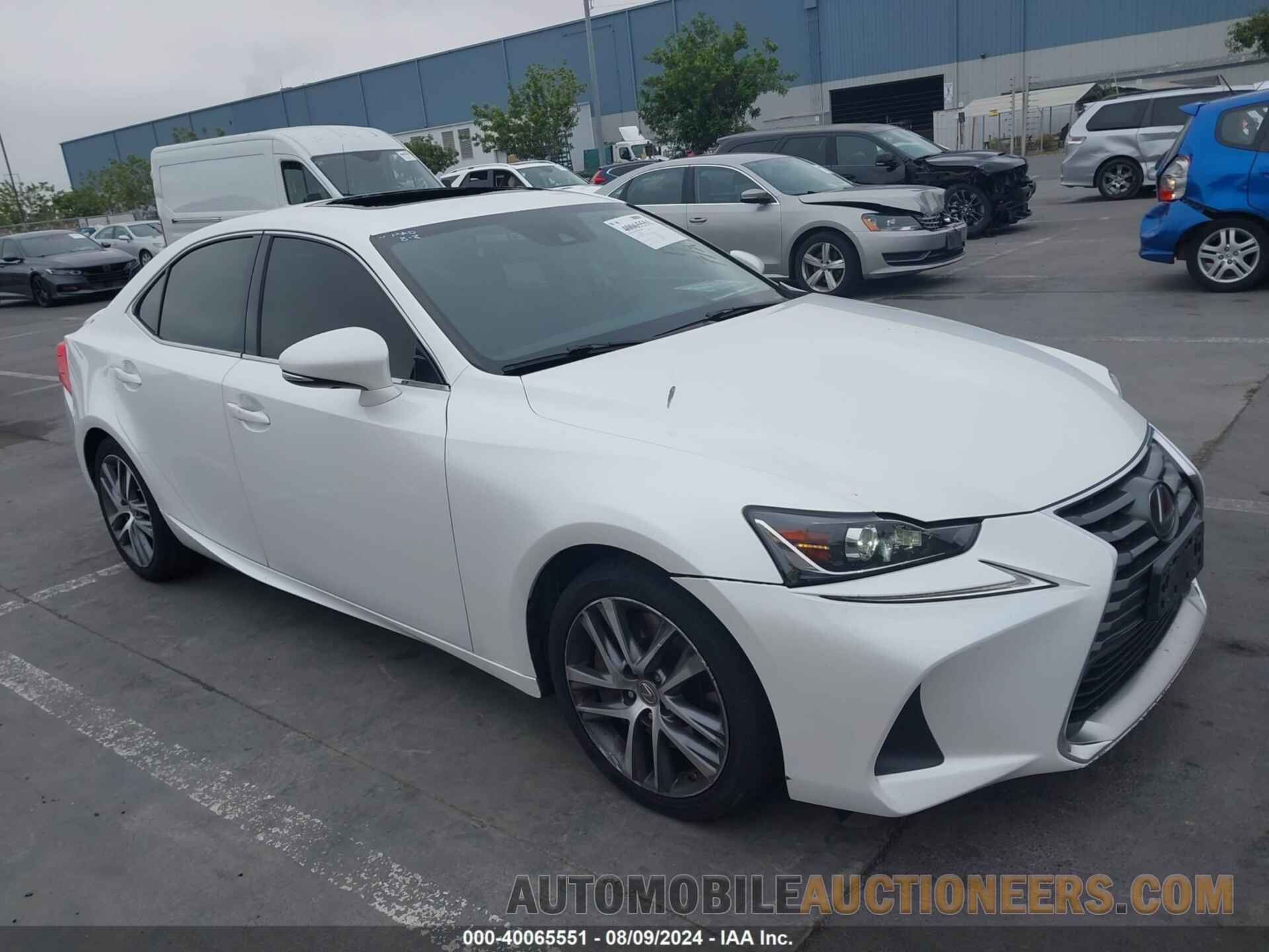 JTHBA1D24K5094833 LEXUS IS 300 2019