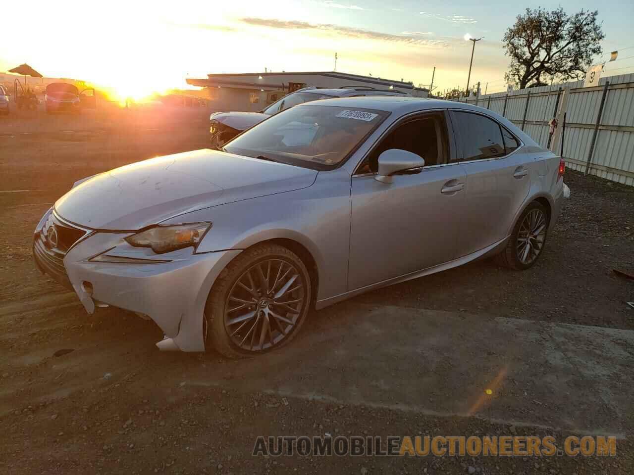 JTHBA1D25G5002832 LEXUS IS 2016