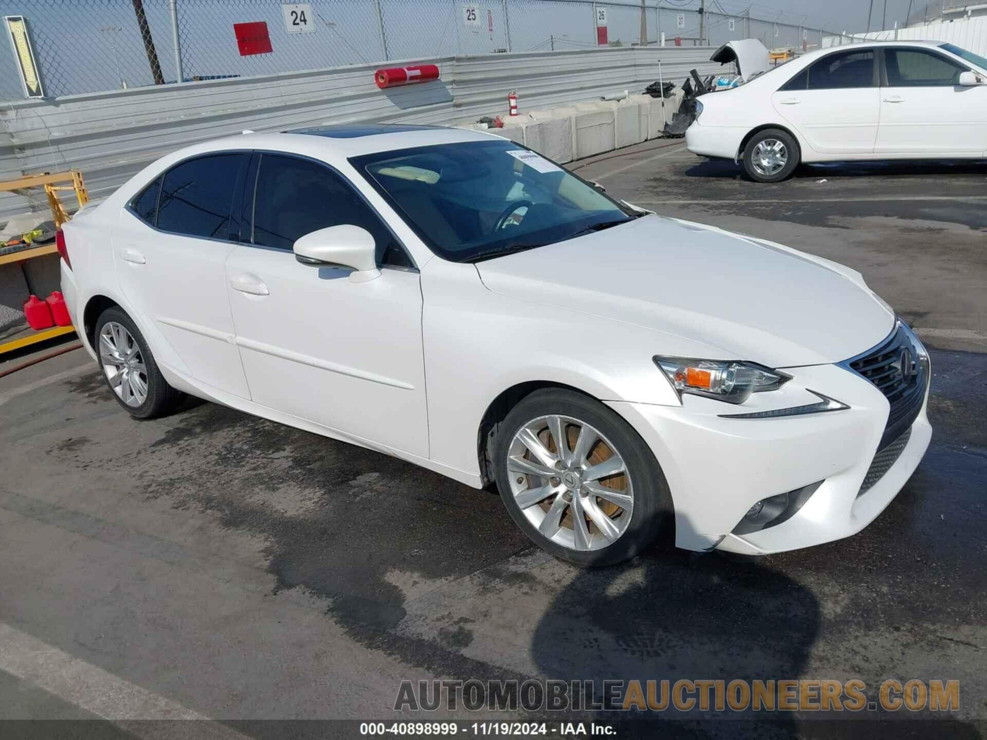 JTHBA1D25G5031070 LEXUS IS 200T 2016