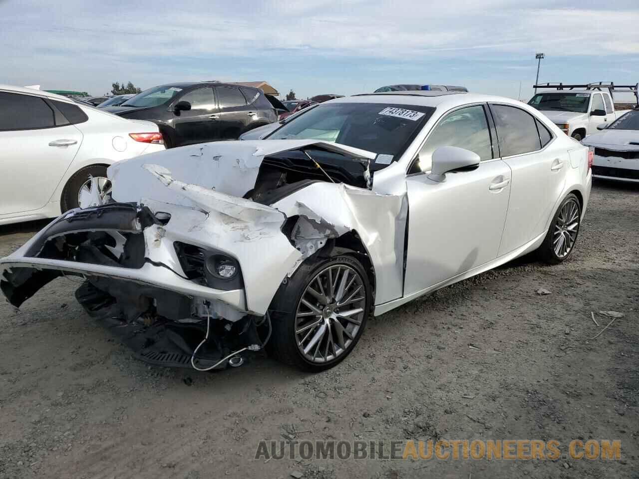 JTHBA1D25G5032879 LEXUS IS 2016