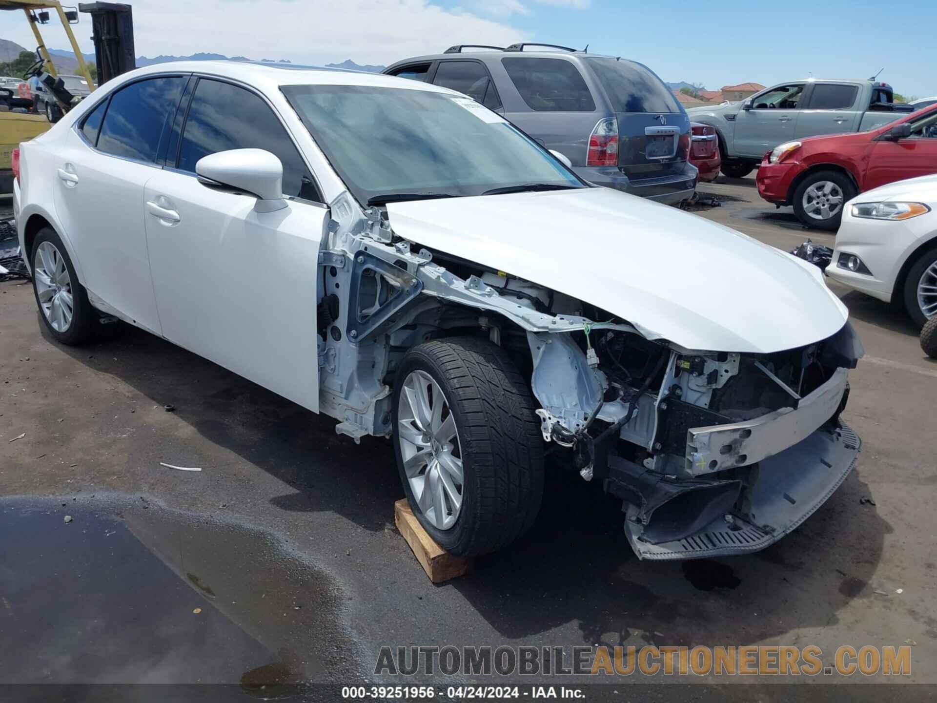 JTHBA1D25G5037239 LEXUS IS 200T 2016