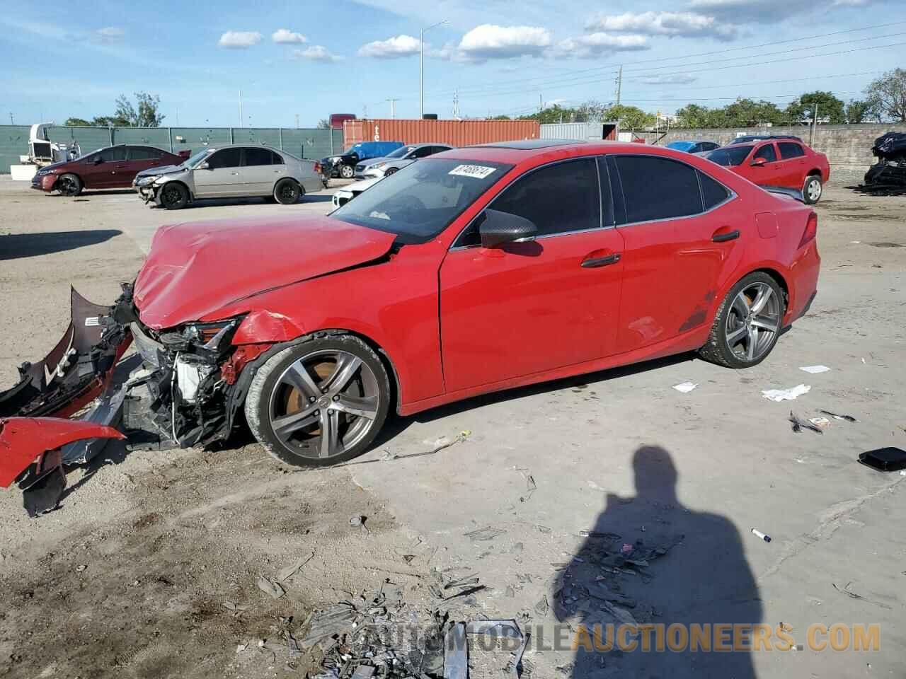 JTHBA1D25H5051210 LEXUS IS 2017