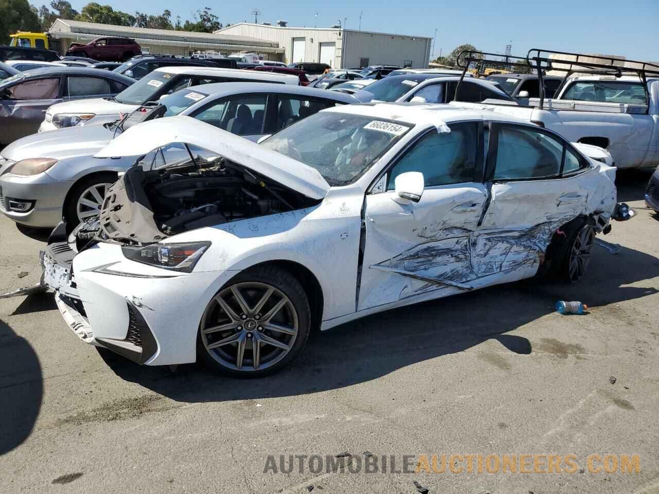 JTHBA1D25H5061560 LEXUS IS 2017