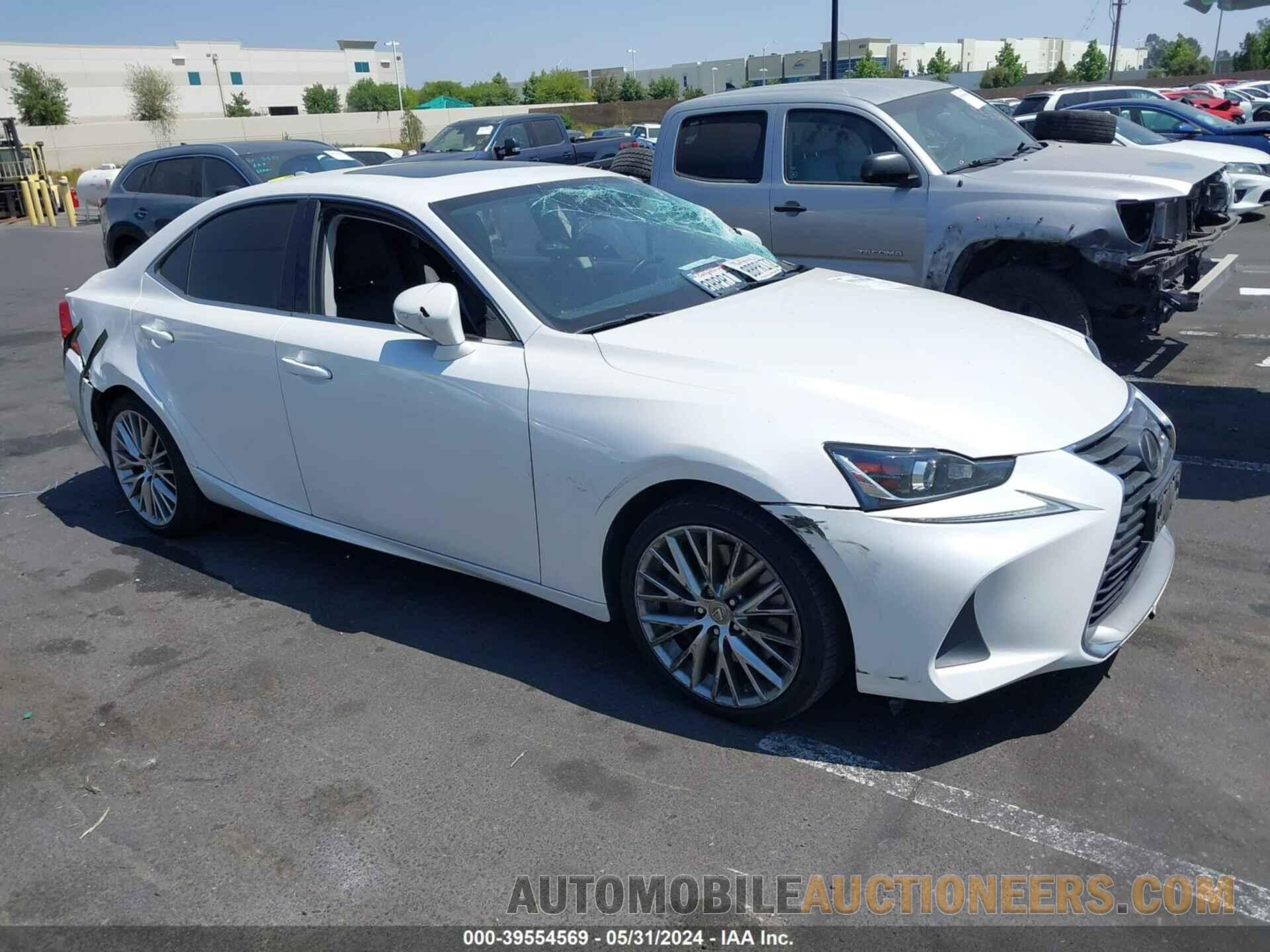 JTHBA1D25J5066196 LEXUS IS 300 2018