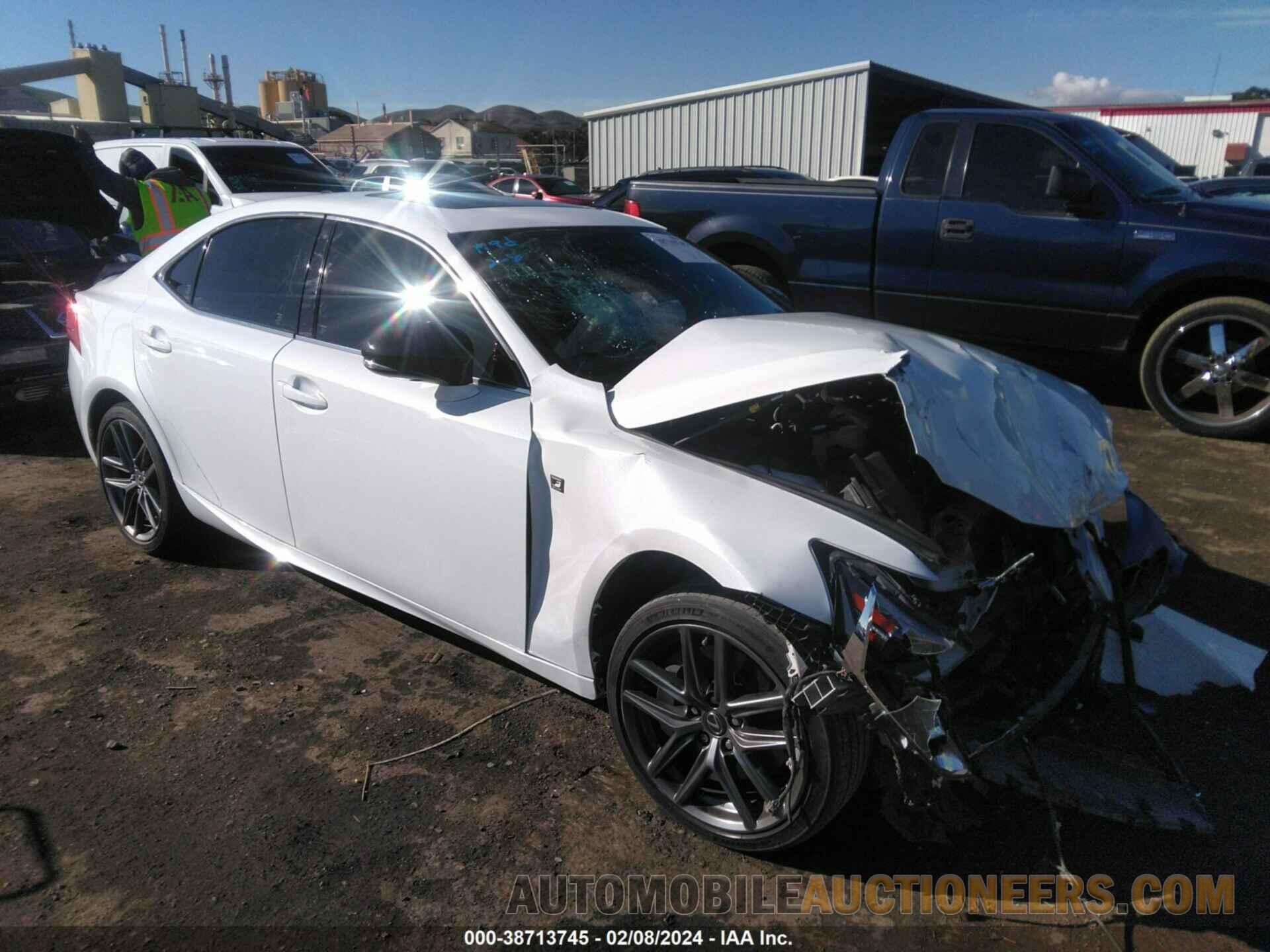 JTHBA1D25J5072127 LEXUS IS 300 2018