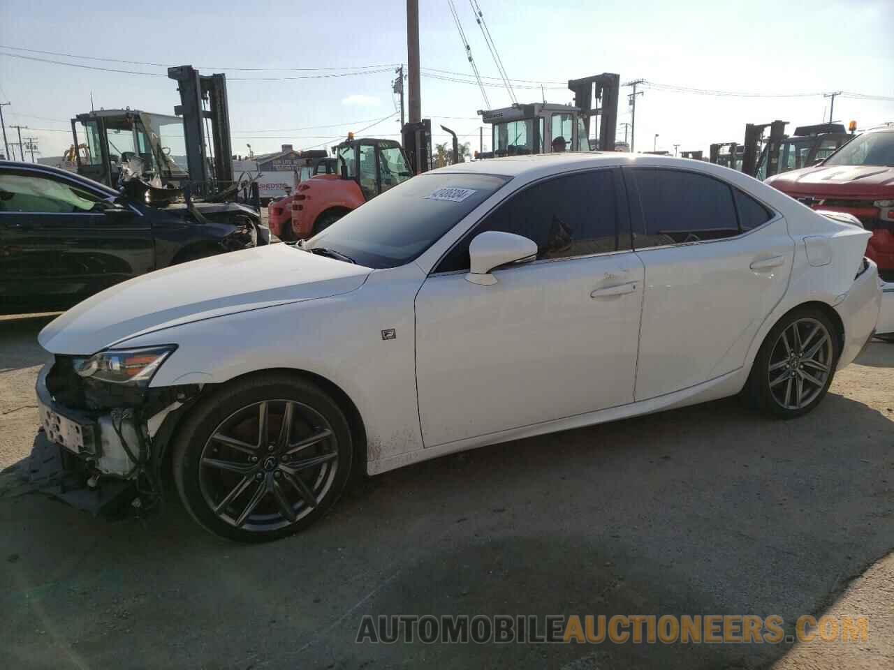 JTHBA1D25J5083001 LEXUS IS 2018