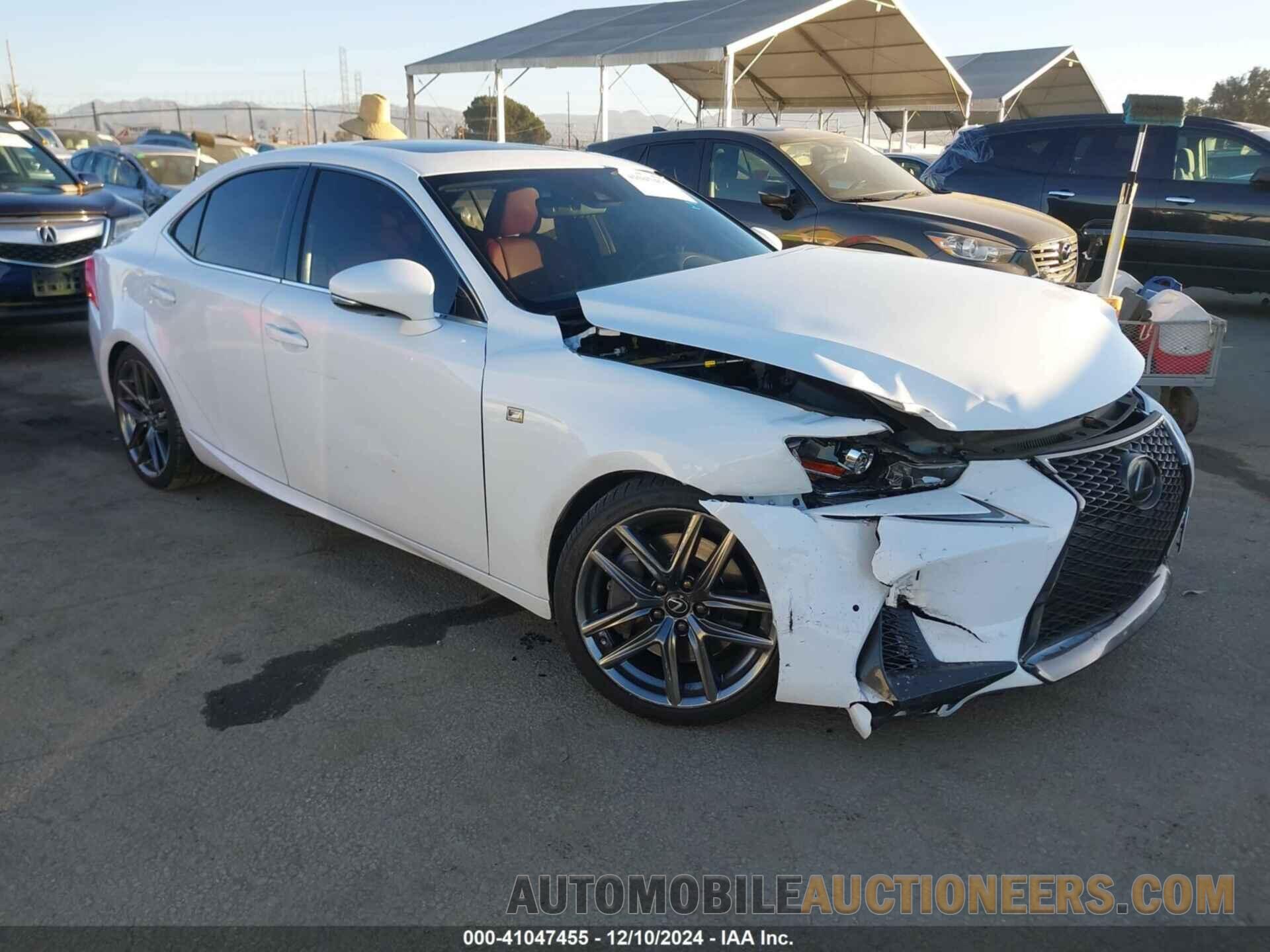 JTHBA1D25K5088748 LEXUS IS 300 2019