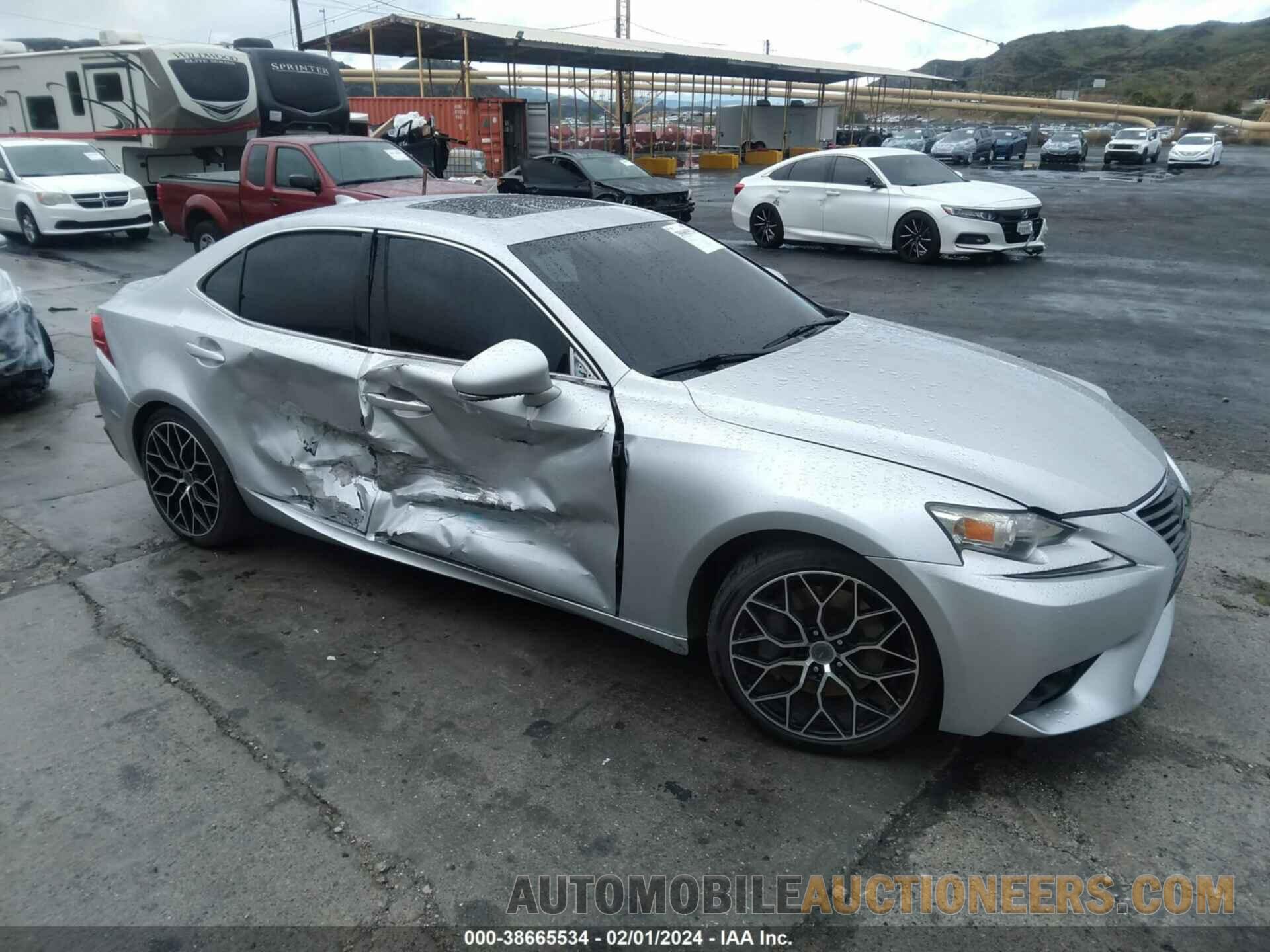 JTHBA1D26G5011880 LEXUS IS 200T 2016