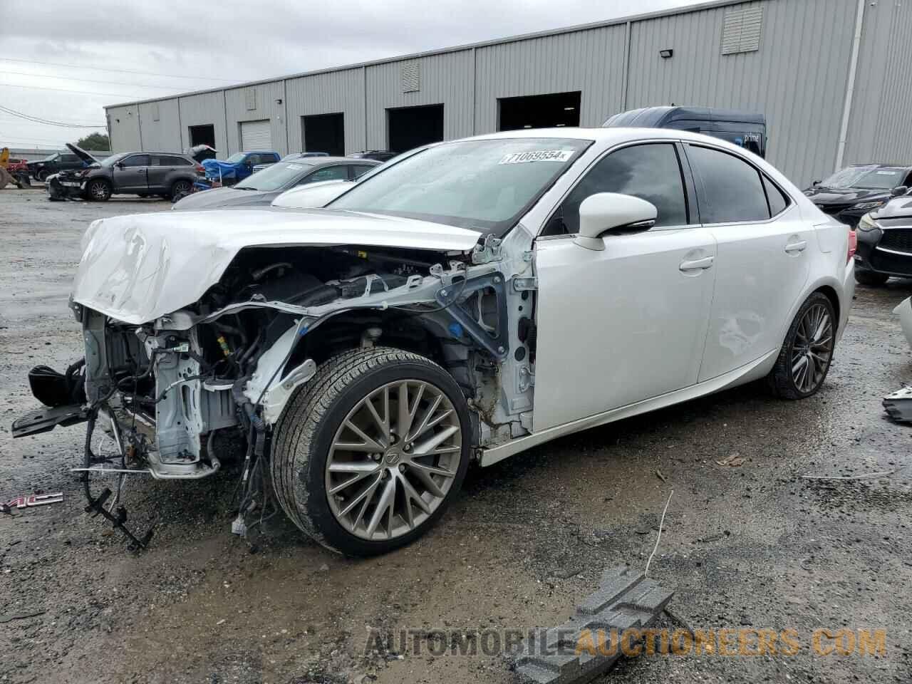 JTHBA1D26G5029330 LEXUS IS 2016