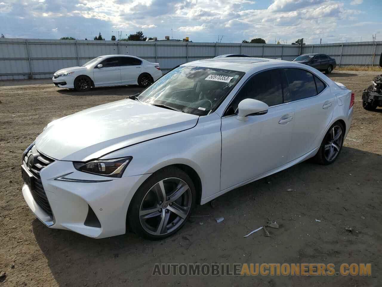 JTHBA1D26H5050020 LEXUS IS 2017