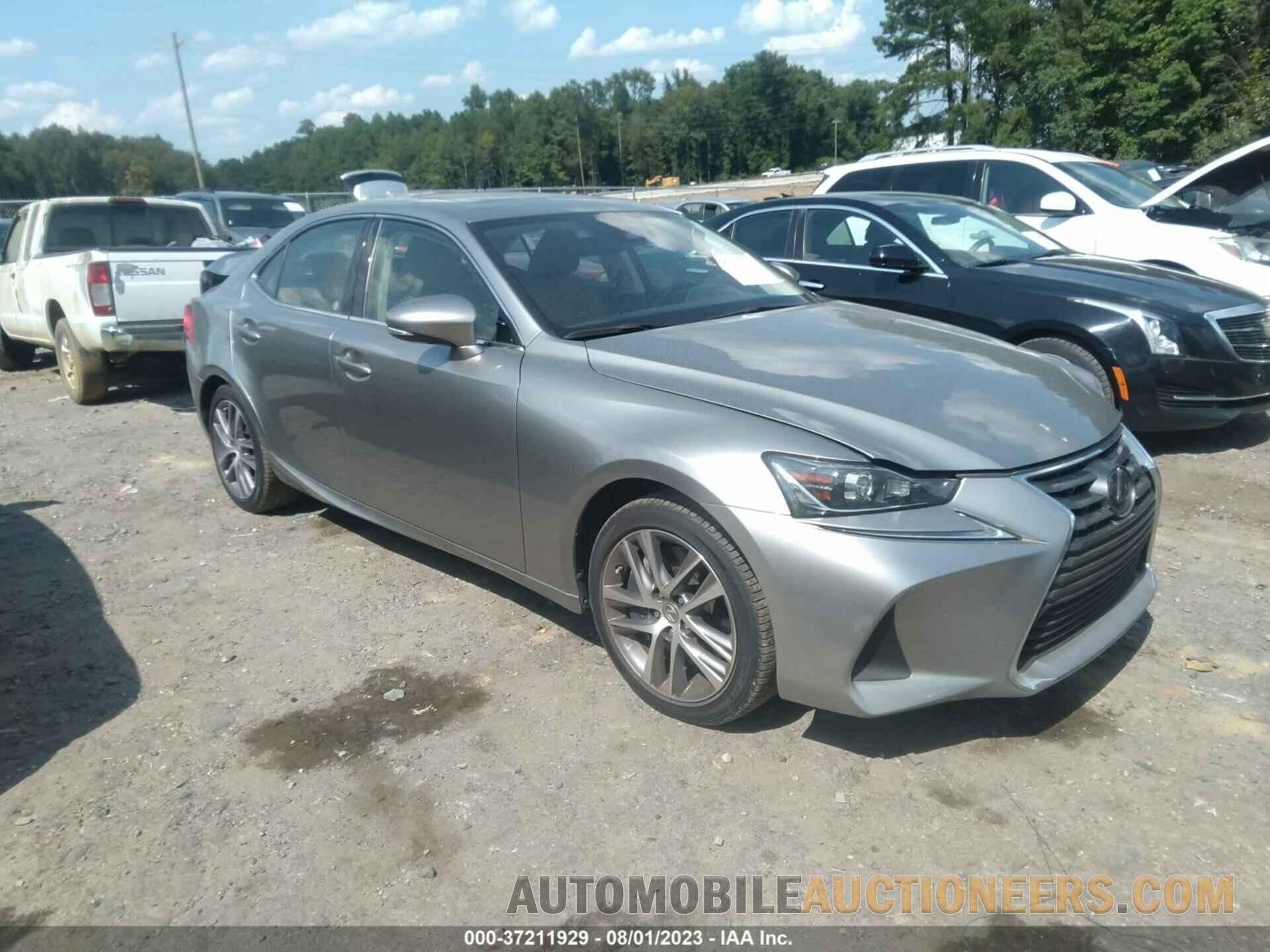 JTHBA1D26J5075506 LEXUS IS 2018