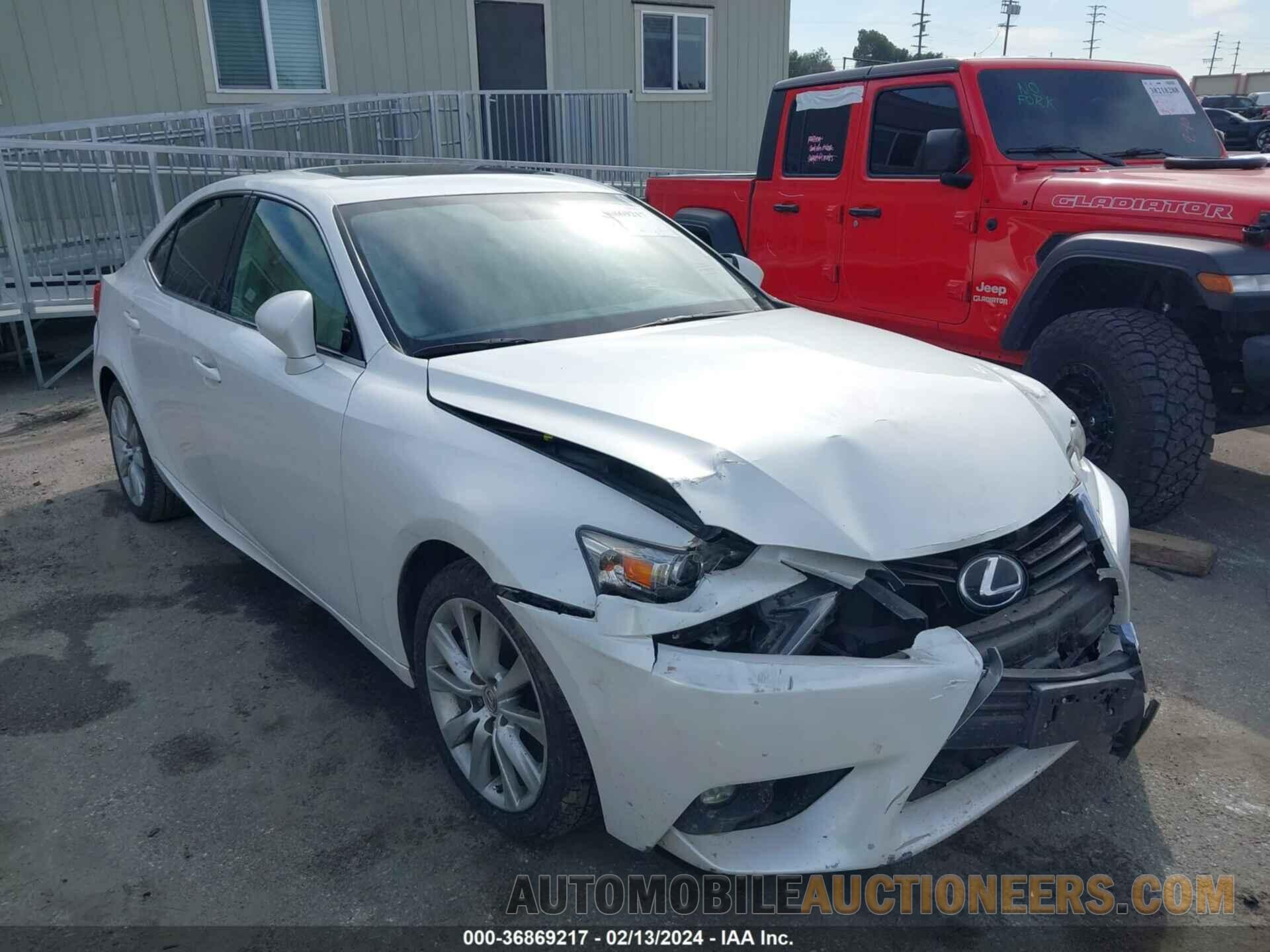 JTHBA1D27G5036674 LEXUS IS 200T 2016