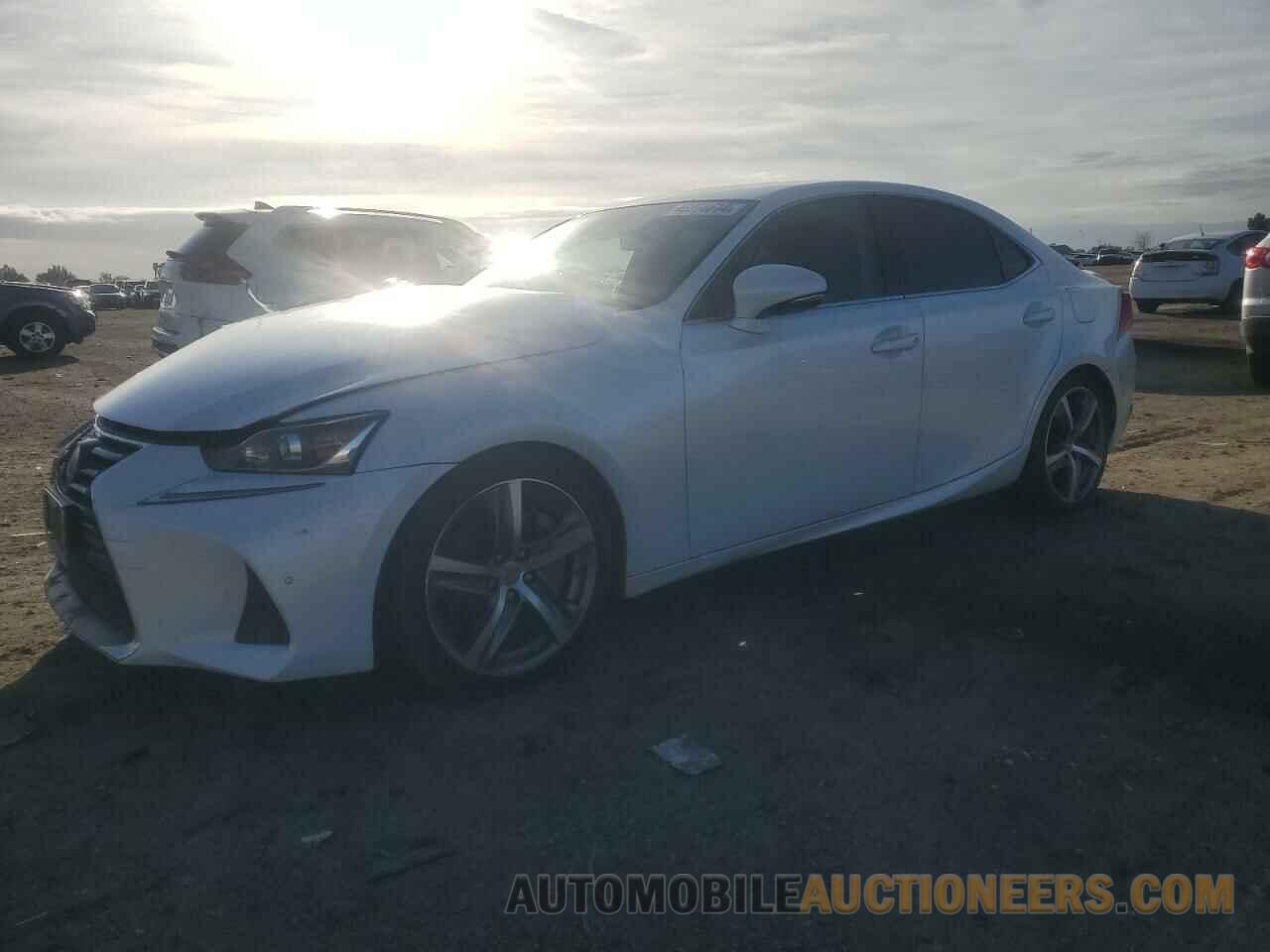 JTHBA1D27H5042749 LEXUS IS 2017