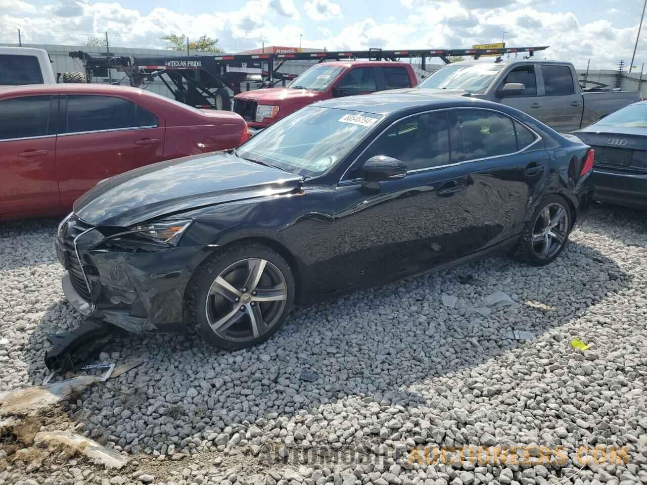 JTHBA1D27J5063591 LEXUS IS 2018