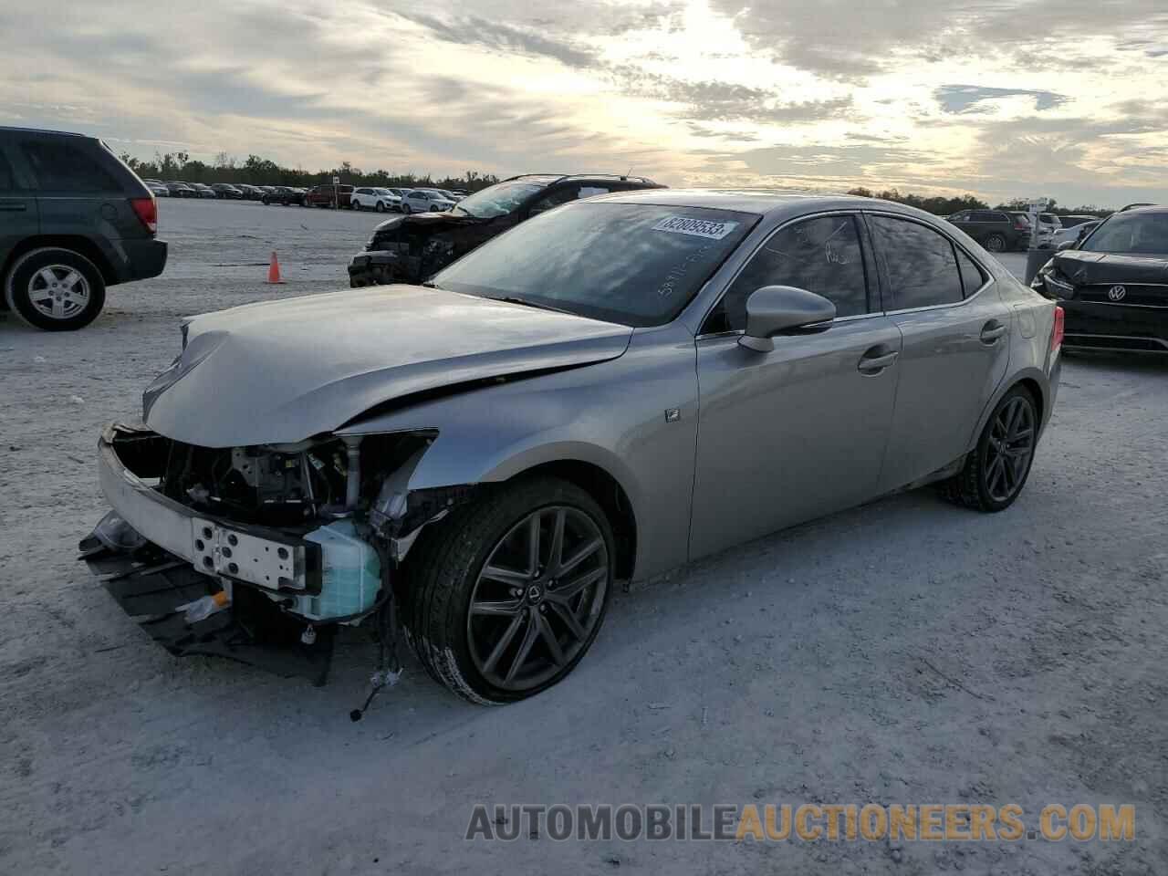 JTHBA1D27J5077605 LEXUS IS 2018