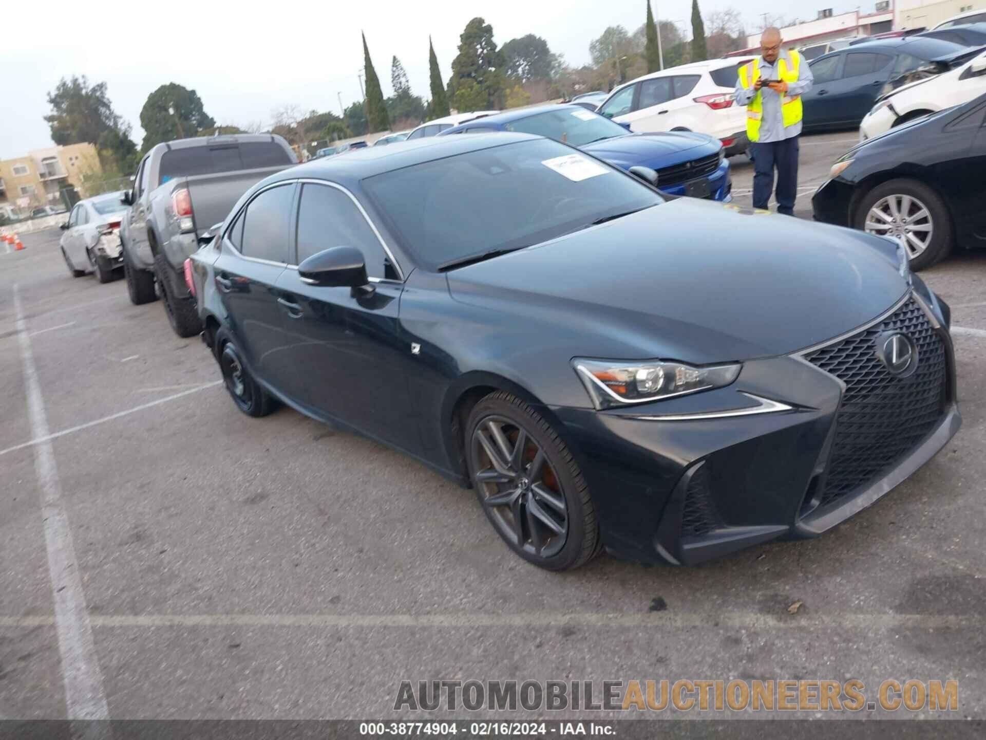 JTHBA1D27K5085107 LEXUS IS 300 2019