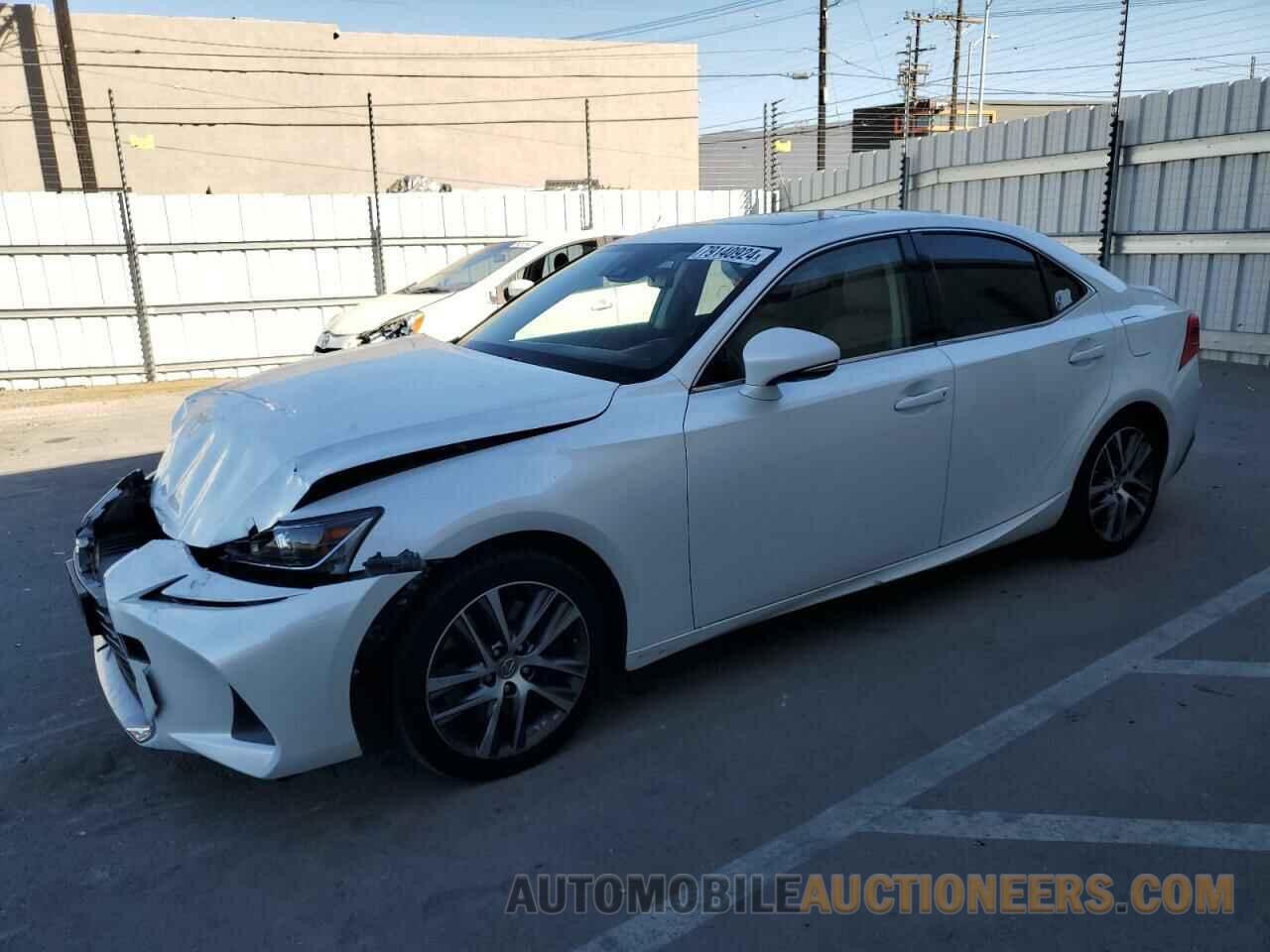 JTHBA1D27K5089867 LEXUS IS 2019