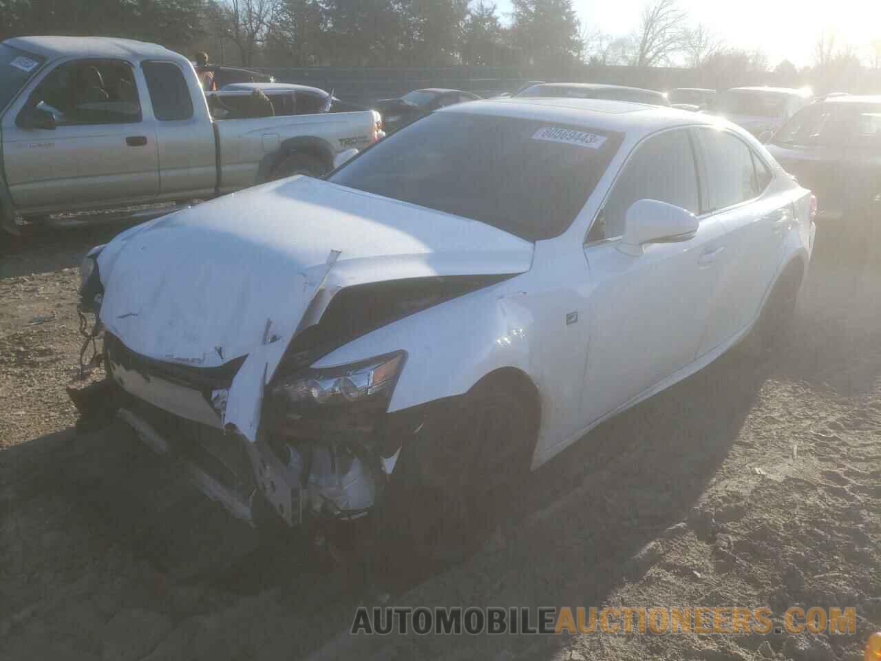 JTHBA1D28G5002226 LEXUS IS 2016