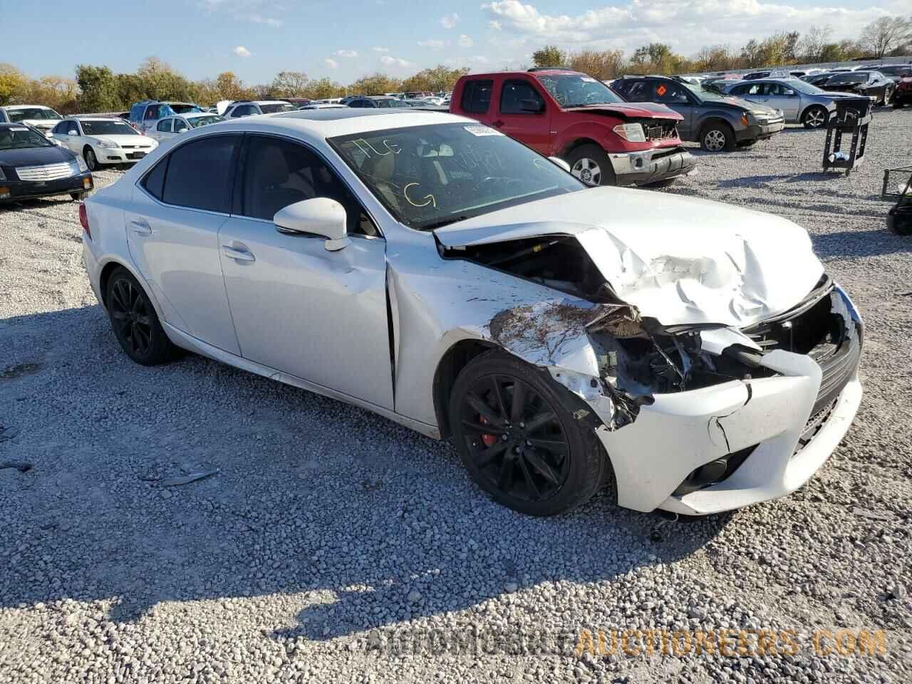 JTHBA1D28G5015168 LEXUS IS 2016