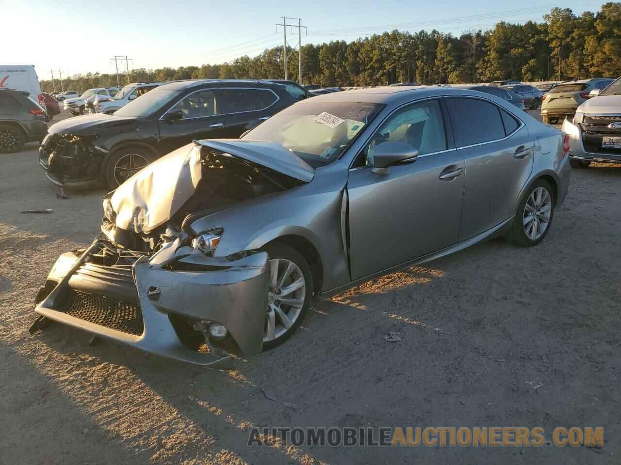 JTHBA1D28G5015686 LEXUS IS 2016