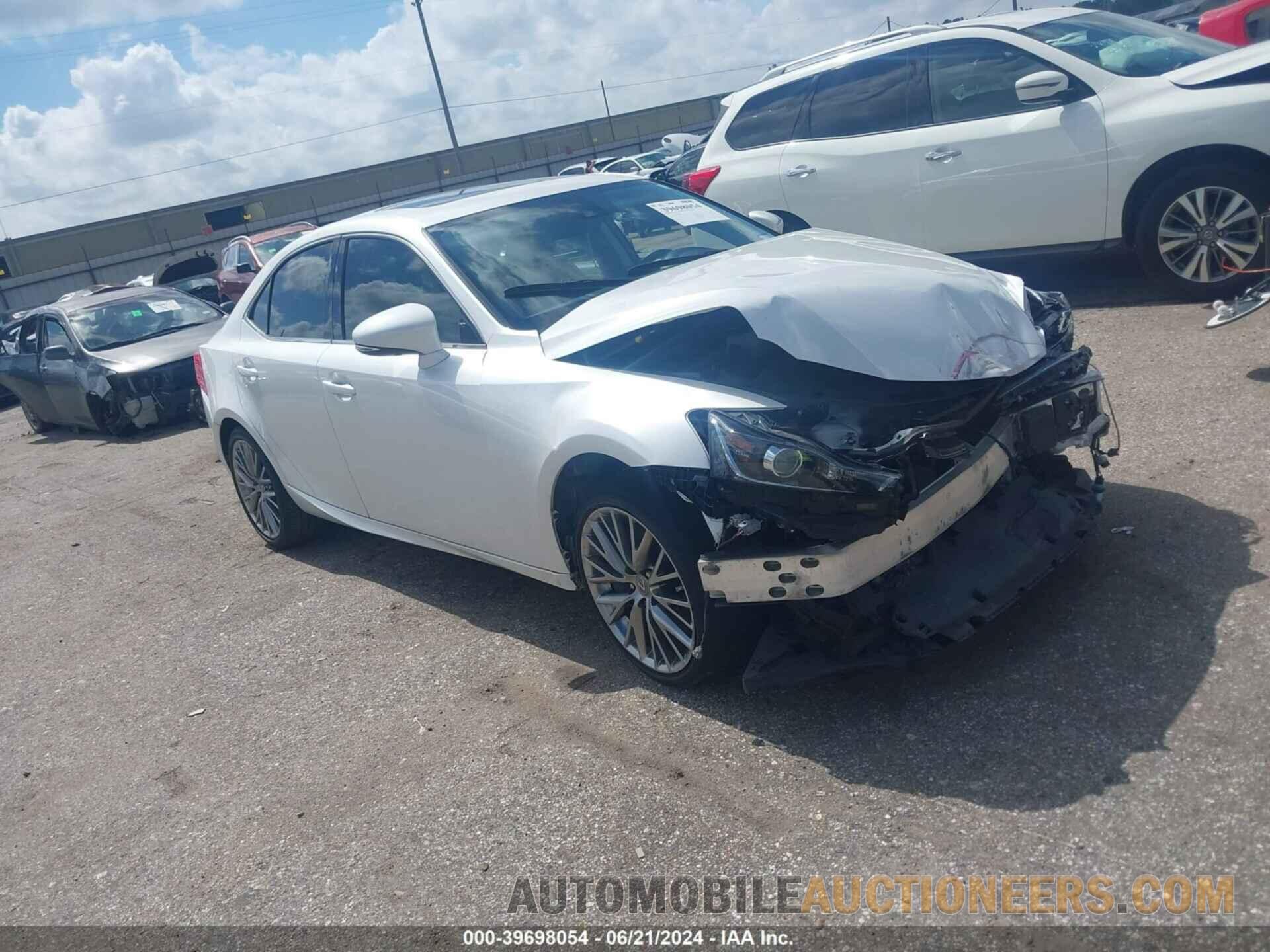 JTHBA1D28H5050813 LEXUS IS 2017