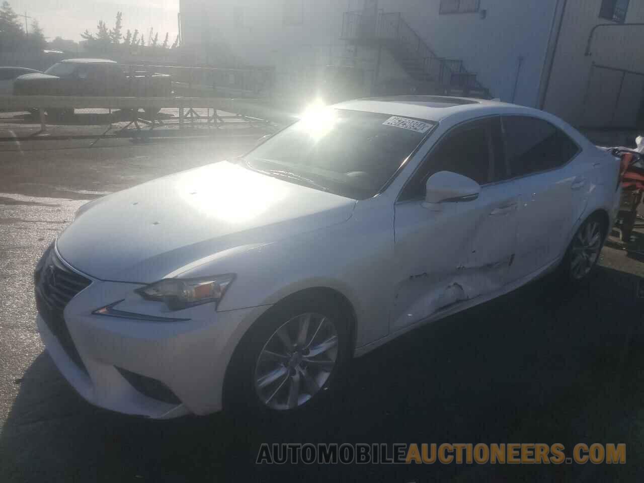 JTHBA1D29G5014112 LEXUS IS 2016