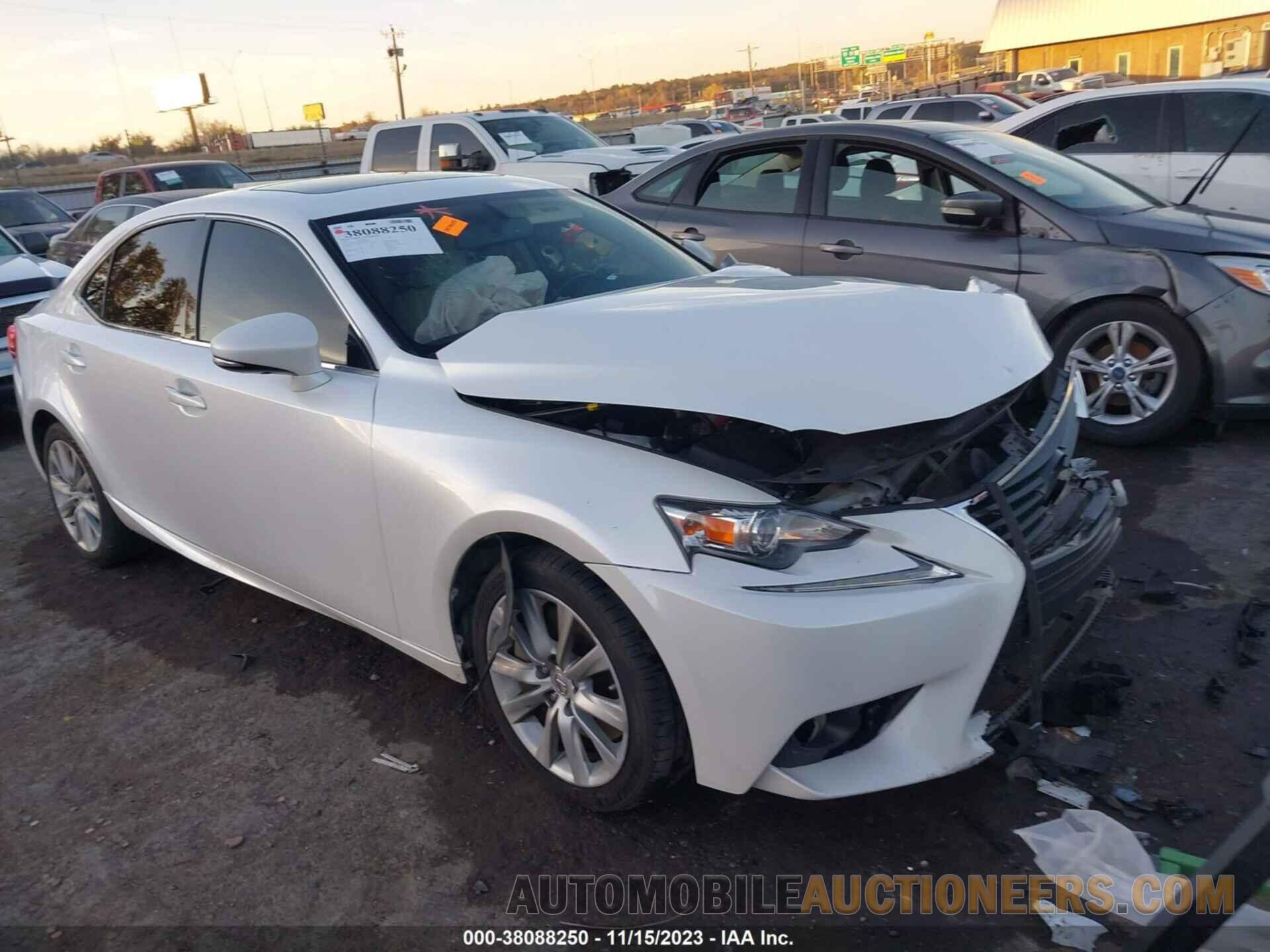 JTHBA1D29G5035638 LEXUS IS 200T 2016