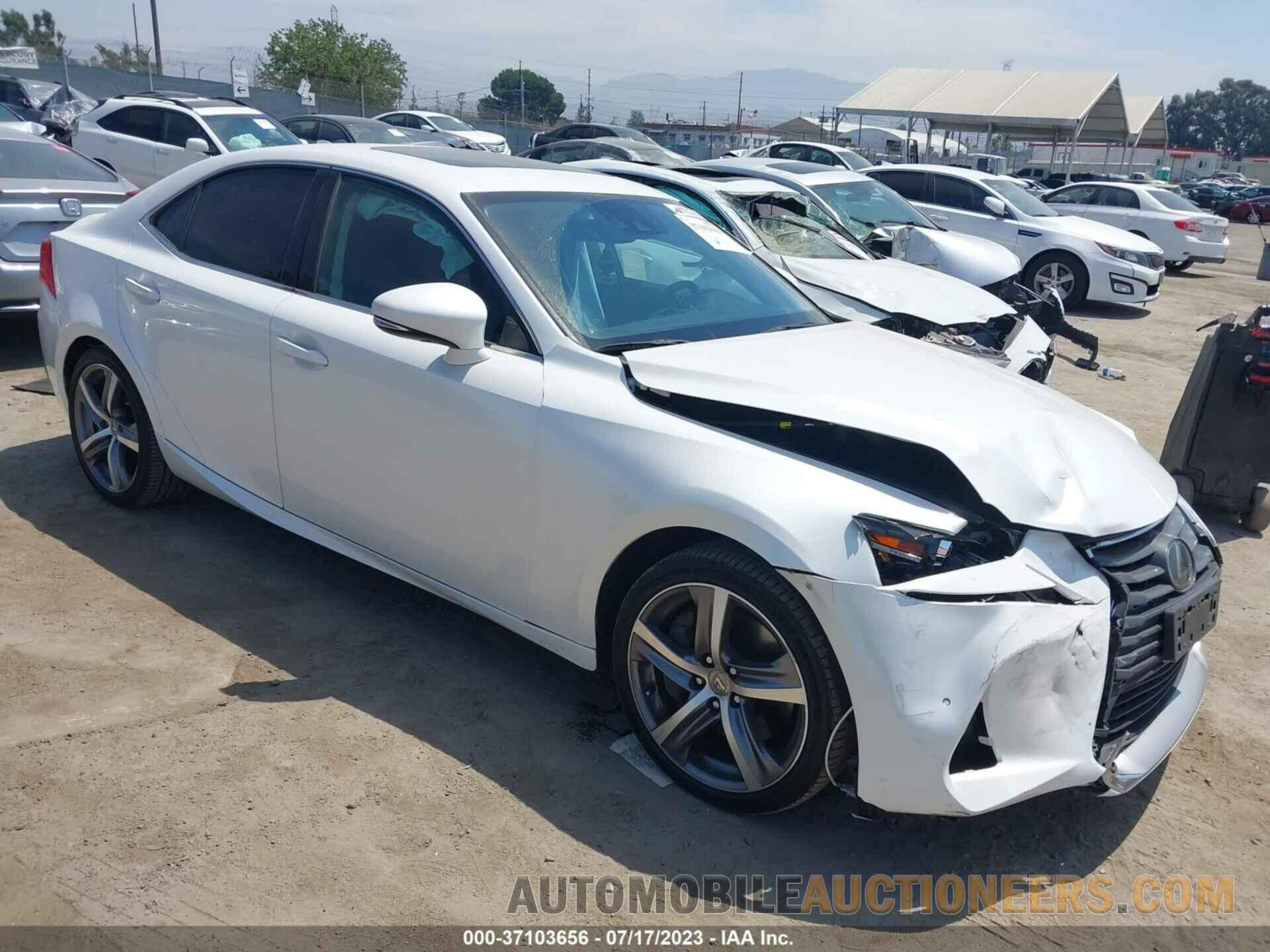 JTHBA1D29J5066816 LEXUS IS 2018