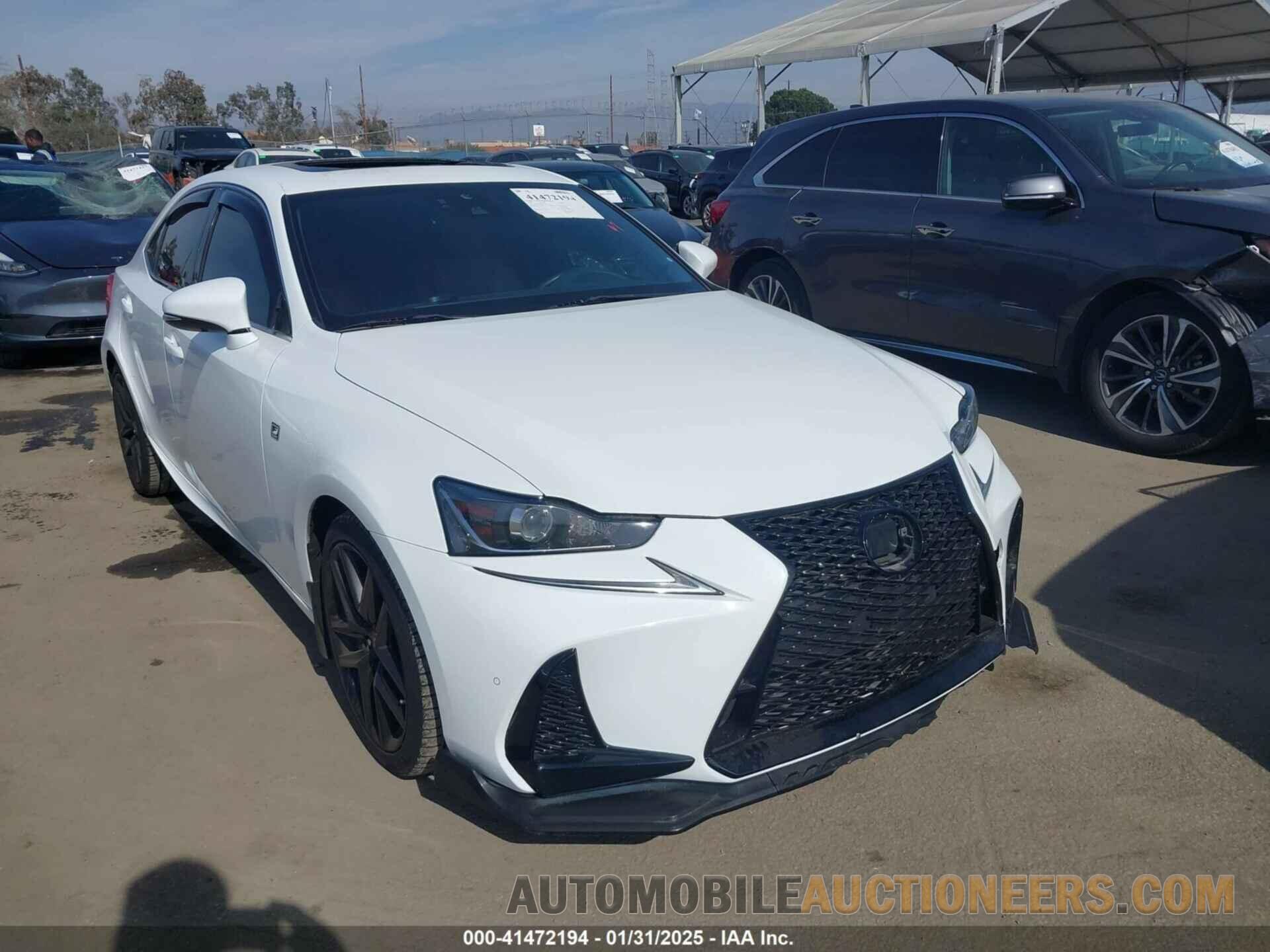 JTHBA1D29J5071496 LEXUS IS 300 2018