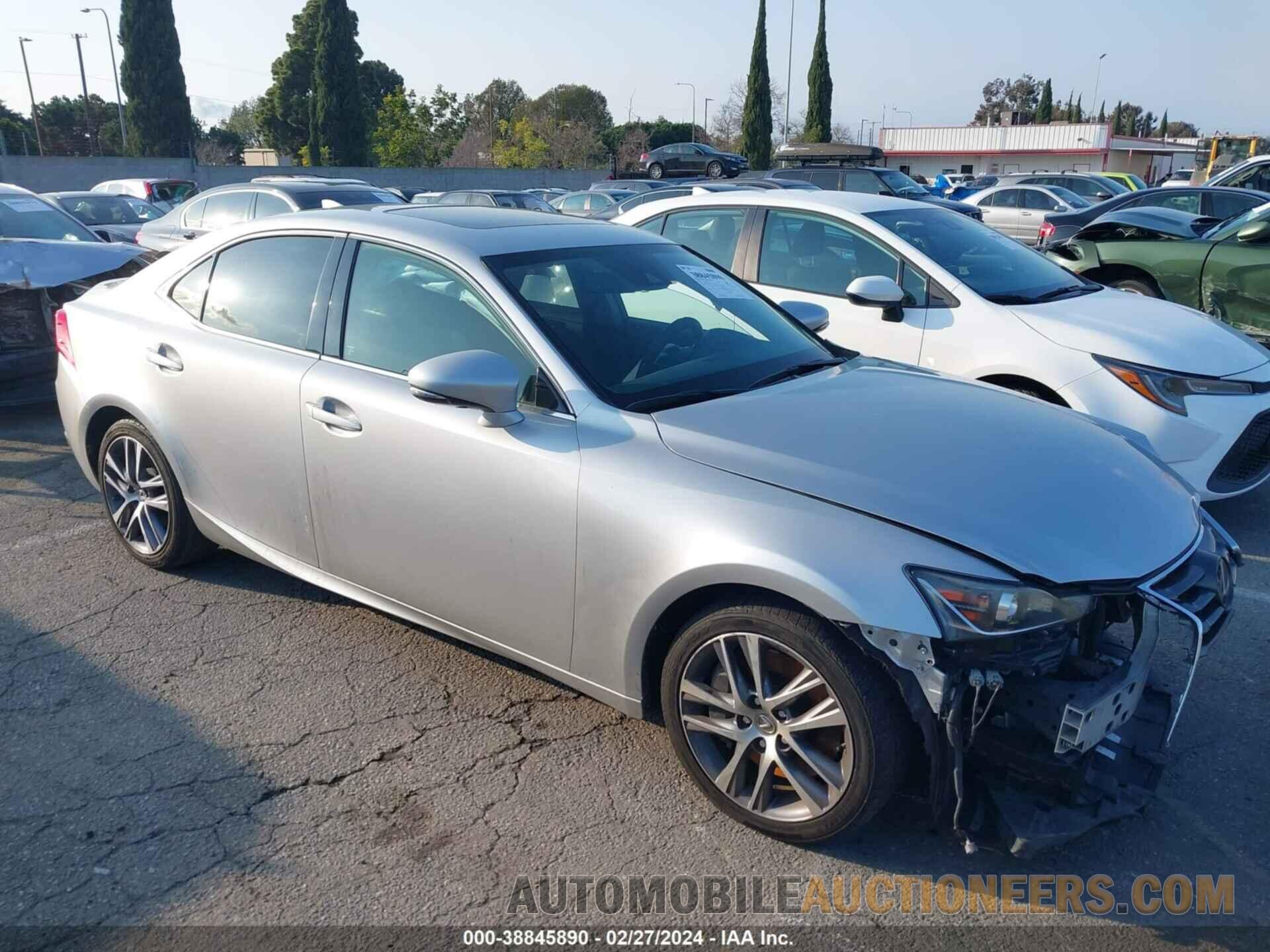 JTHBA1D29J5077735 LEXUS IS 300 2018