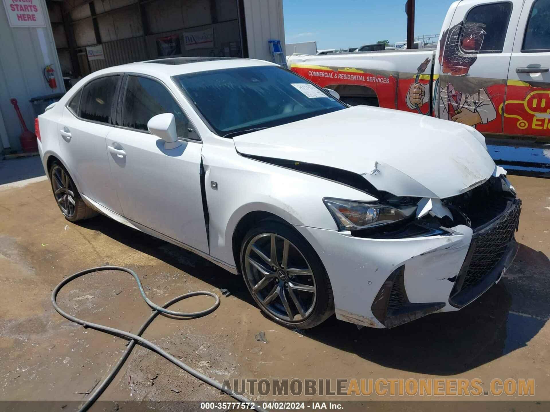 JTHBA1D29J5079310 LEXUS IS 300 2018