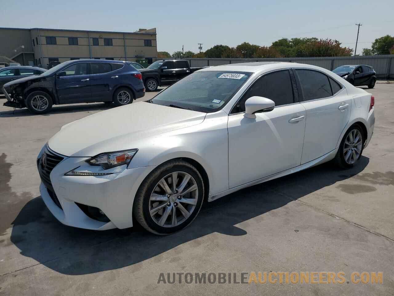 JTHBA1D2XG5001398 LEXUS IS 2016