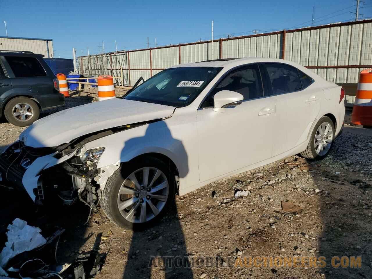 JTHBA1D2XG5004544 LEXUS IS 2016