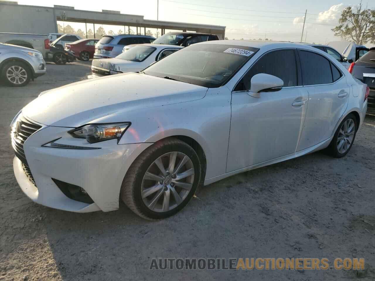 JTHBA1D2XG5023823 LEXUS IS 2016