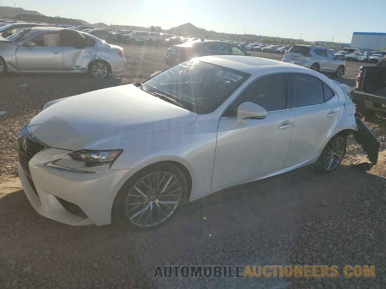 JTHBA1D2XG5037849 LEXUS IS 2016