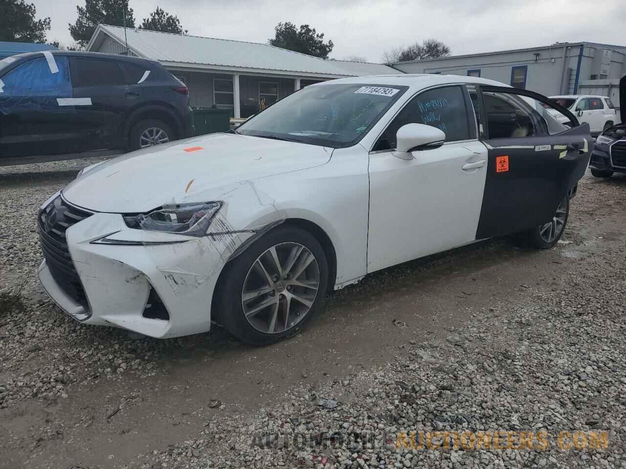 JTHBA1D2XJ5068803 LEXUS IS 2018