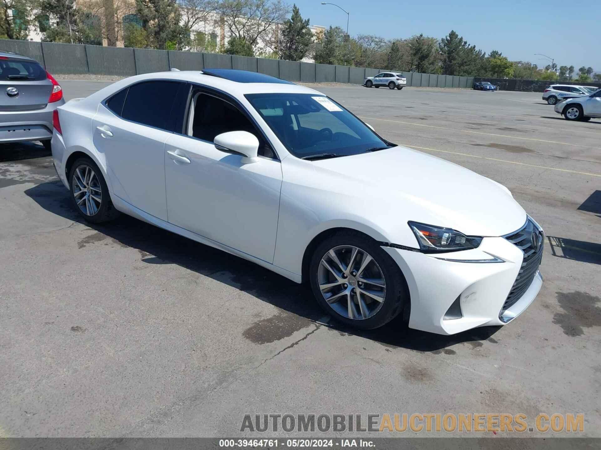 JTHBA1D2XK5089197 LEXUS IS 300 2019