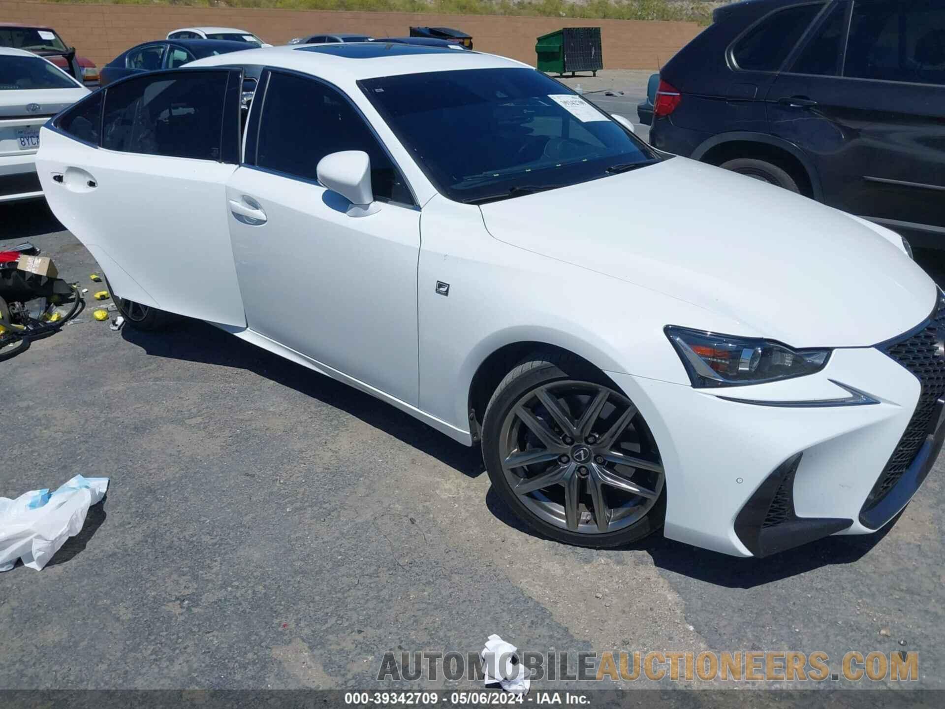 JTHBA1D2XK5089622 LEXUS IS 300 2019