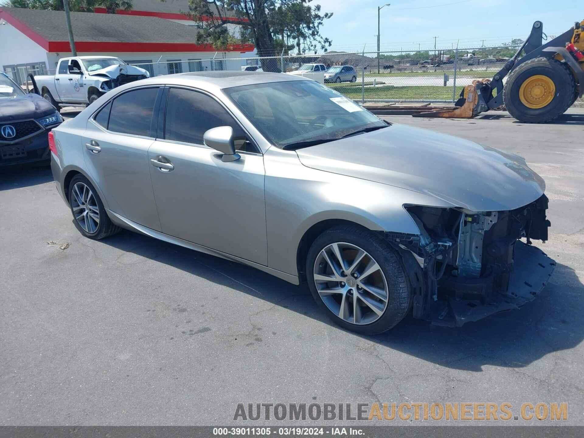 JTHBA1D2XK5098188 LEXUS IS 300 2019