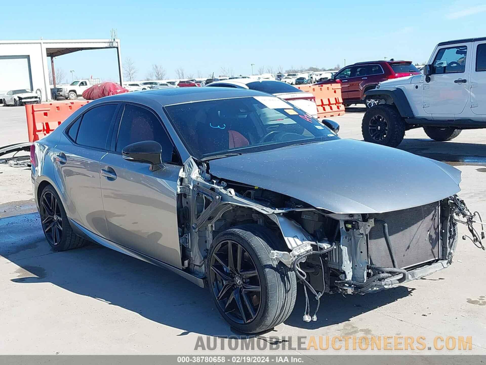 JTHBA1D2XK5098451 LEXUS IS 300 2019