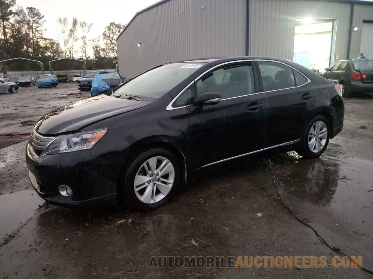 JTHBB1BA3B2047608 LEXUS HS 2011