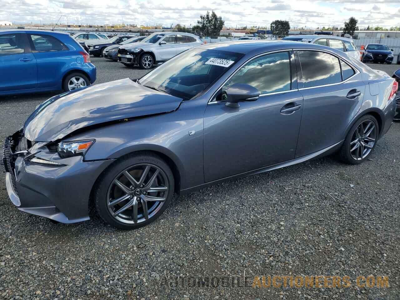 JTHBE1D23F5021043 LEXUS IS 2015