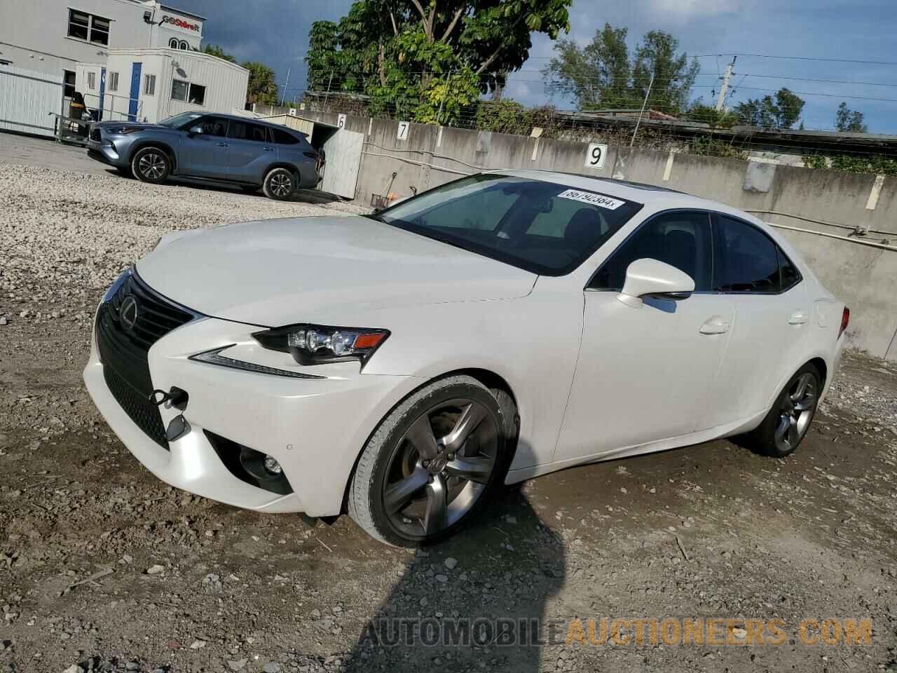 JTHBE1D2XG5024135 LEXUS IS 2016