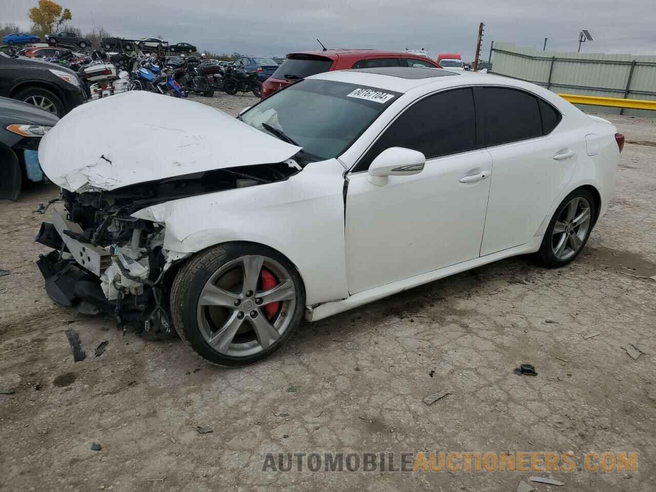 JTHBE5C22B5028245 LEXUS IS 2011