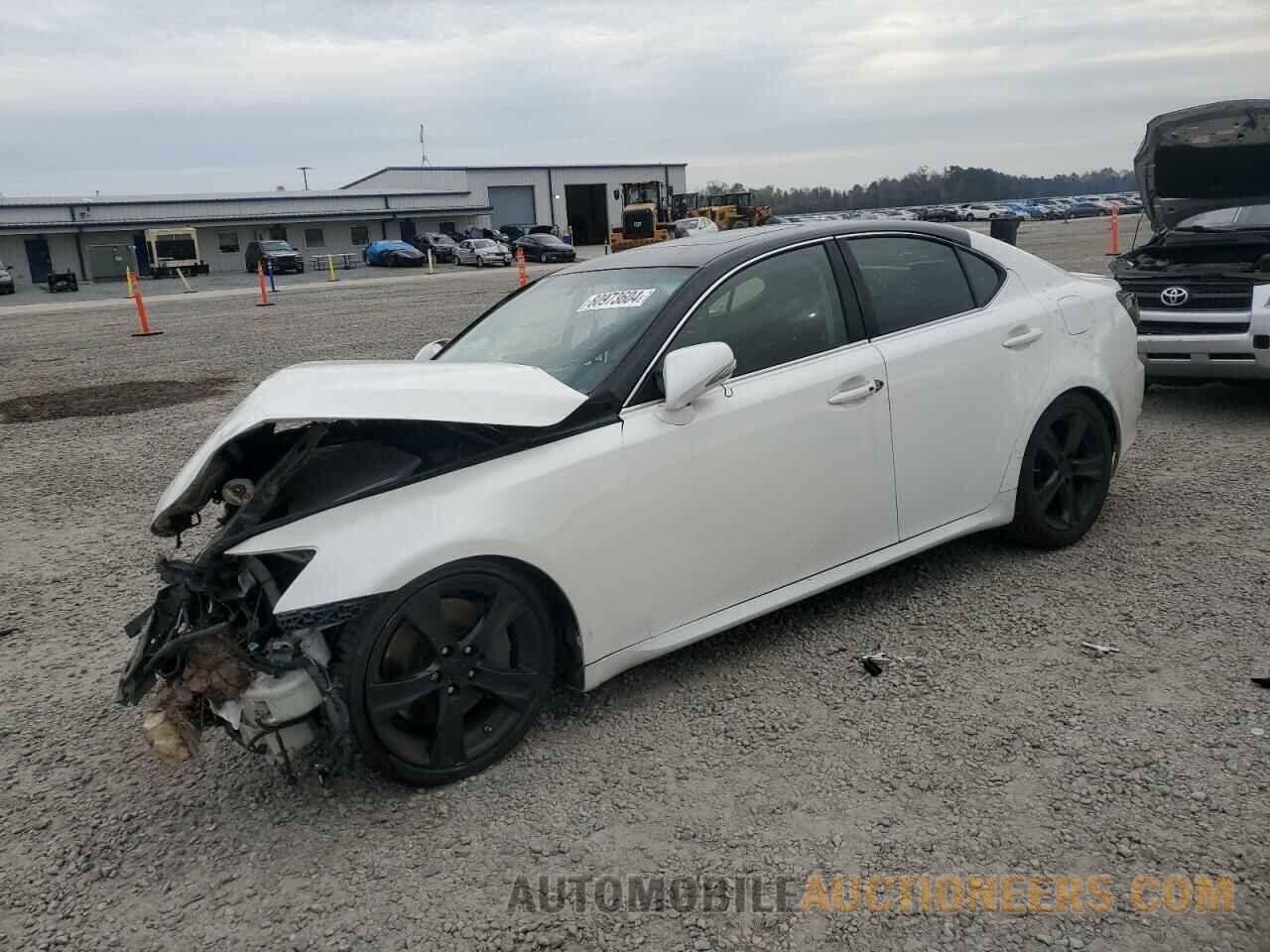 JTHBE5C29D5031596 LEXUS IS 2013