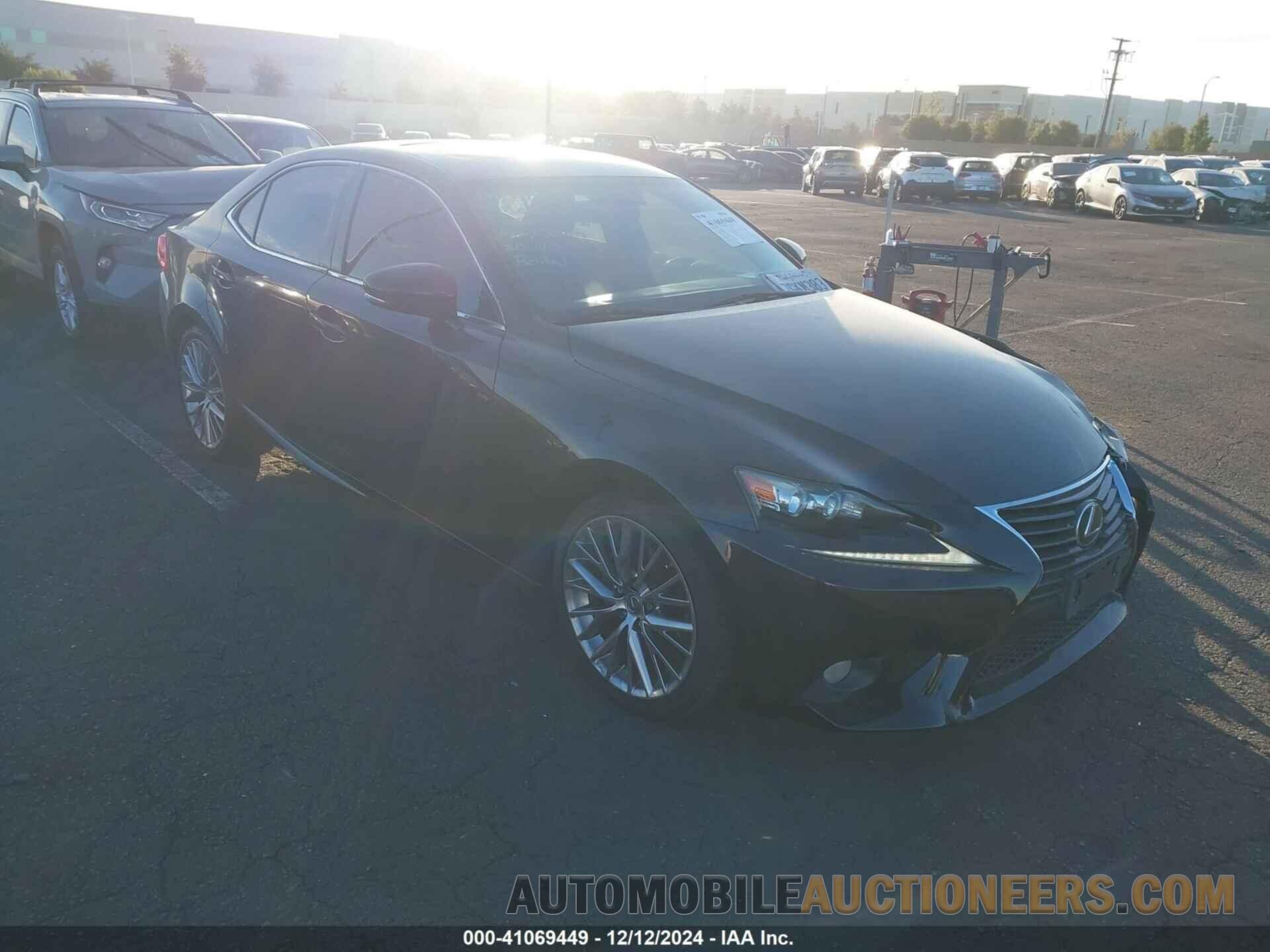 JTHBF1D20E5032948 LEXUS IS 250 2014