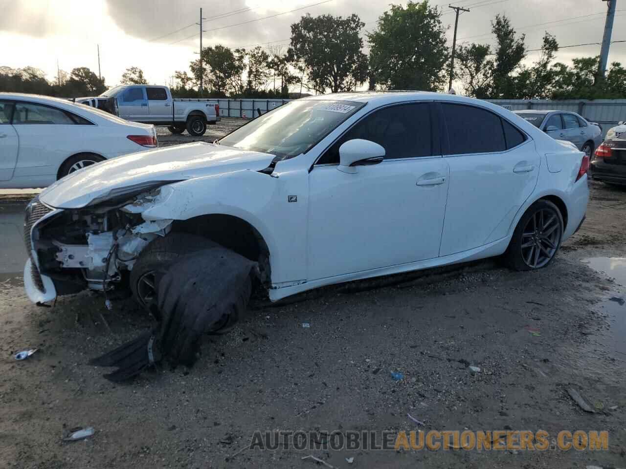 JTHBF1D20F5064204 LEXUS IS 2015